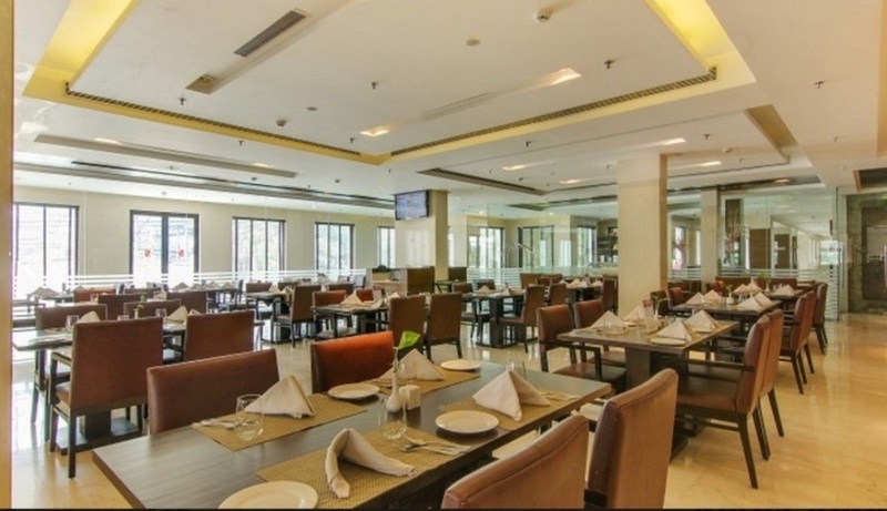 Vibe By The Lalit Traveller Restaurant