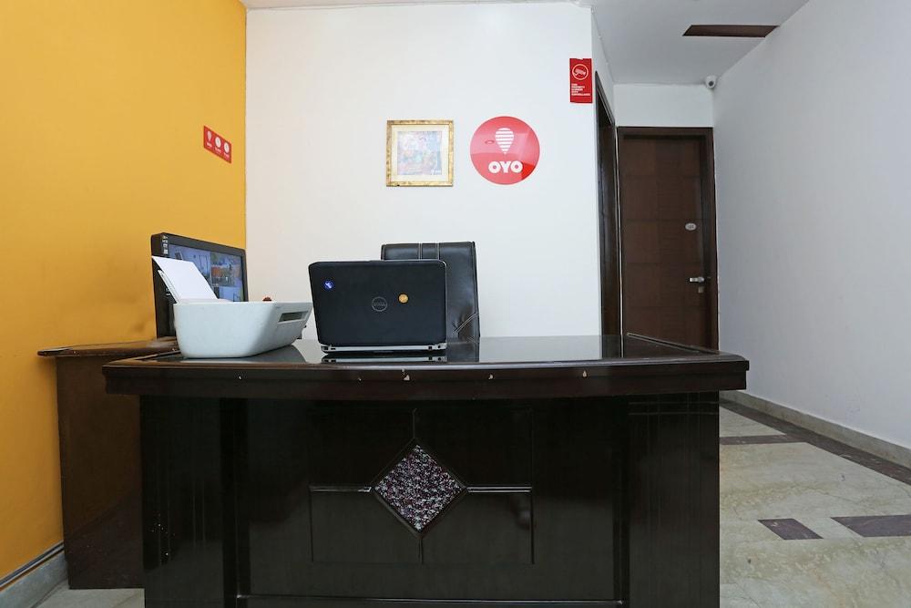 Oyo 11381 Welcome Residency 