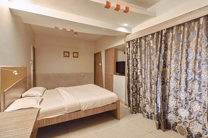 Hotel Neelkiran Room