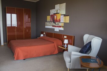 Centro Arnaldi Guestroom