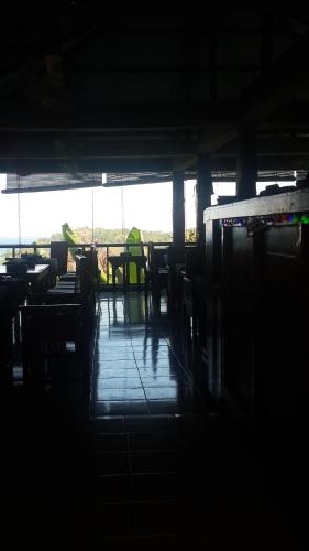 Pesona Restaurant And Room 