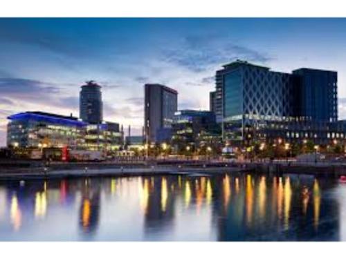 Stunning 1 Bed Flat In Trendy Manchester 