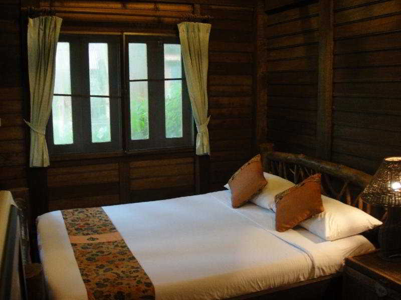 Kuraburi Greenview Resort Room