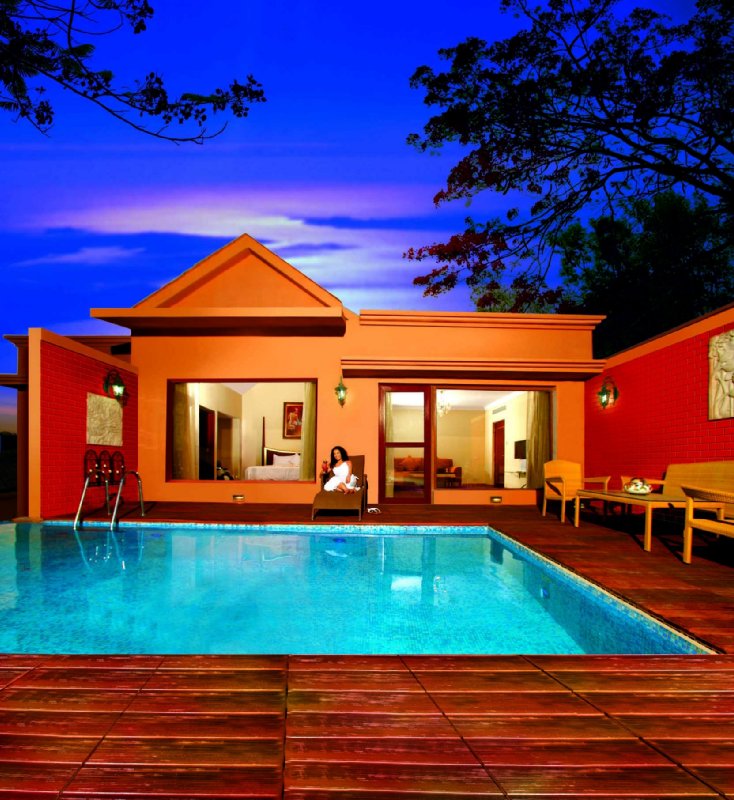 Palms Hotel 