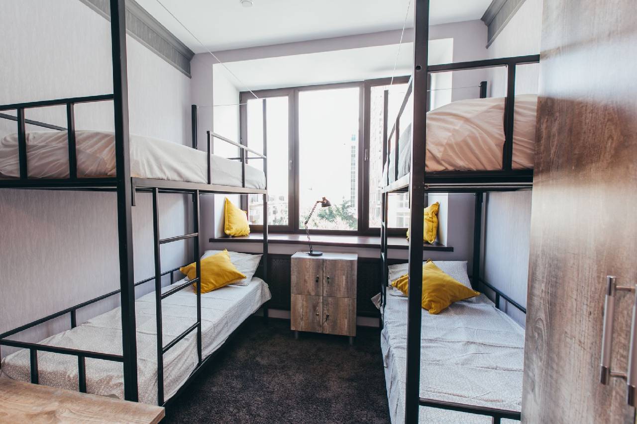 Karlson Hostel 