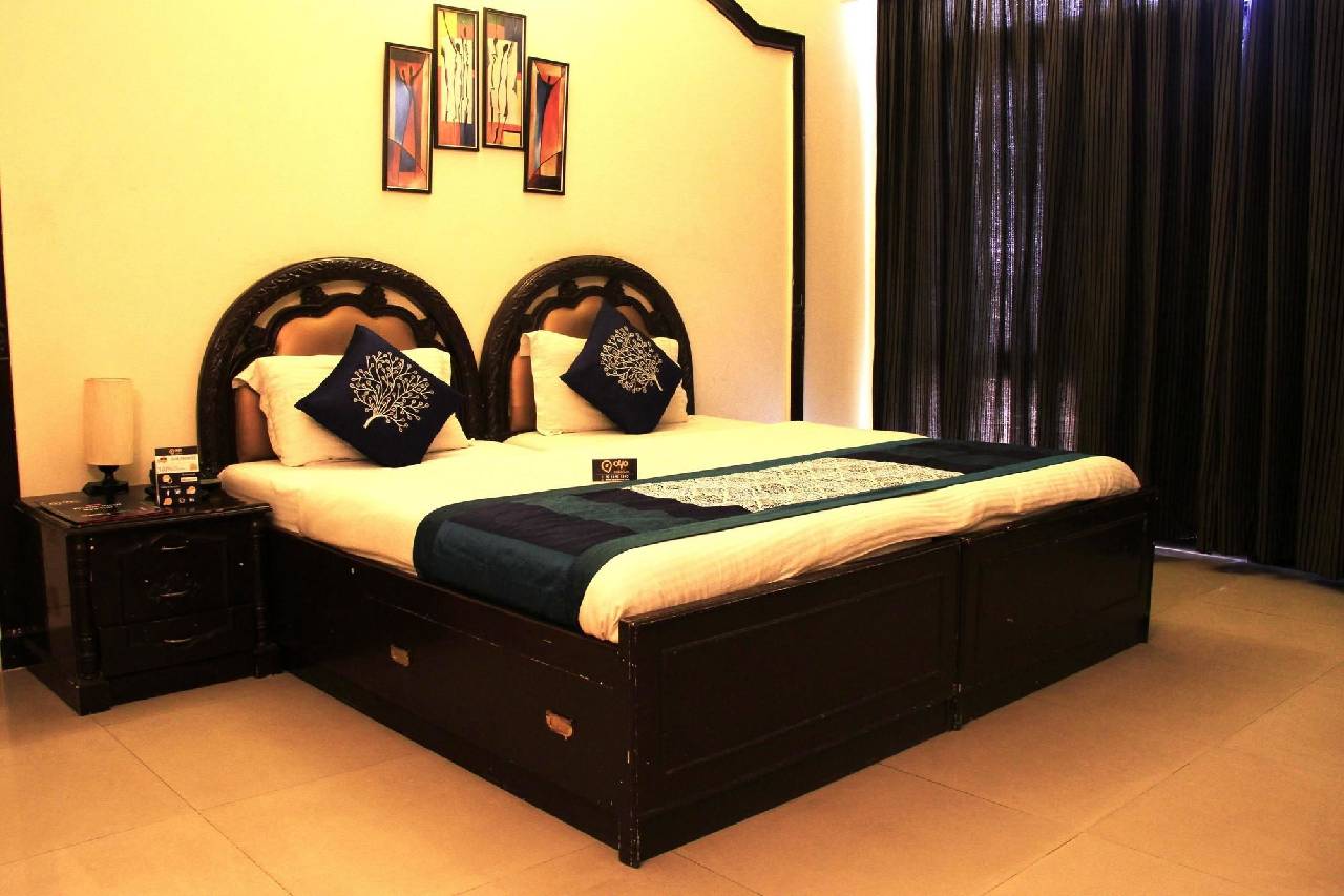 Oyo Rooms Near Akashneem Marg 