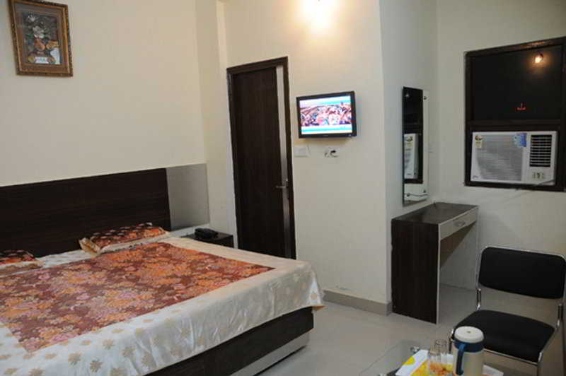 Hotel Anand Villa Room