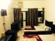 Hotel Paras 