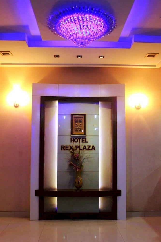 Hotel Rex Plaza (هتل رکس پلازا) 