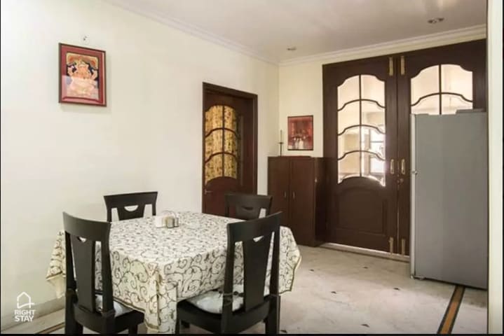 Nohra Home Stay 