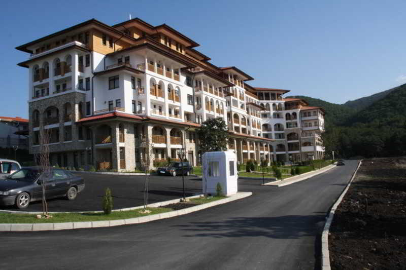 Etara 3 Apartcomplex General view