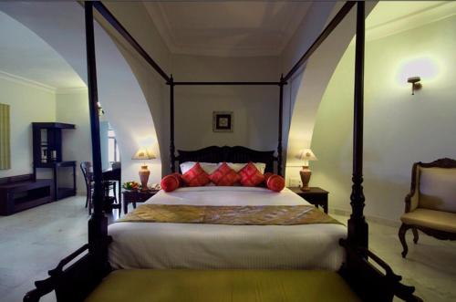 Hotel Fort Khejarla 