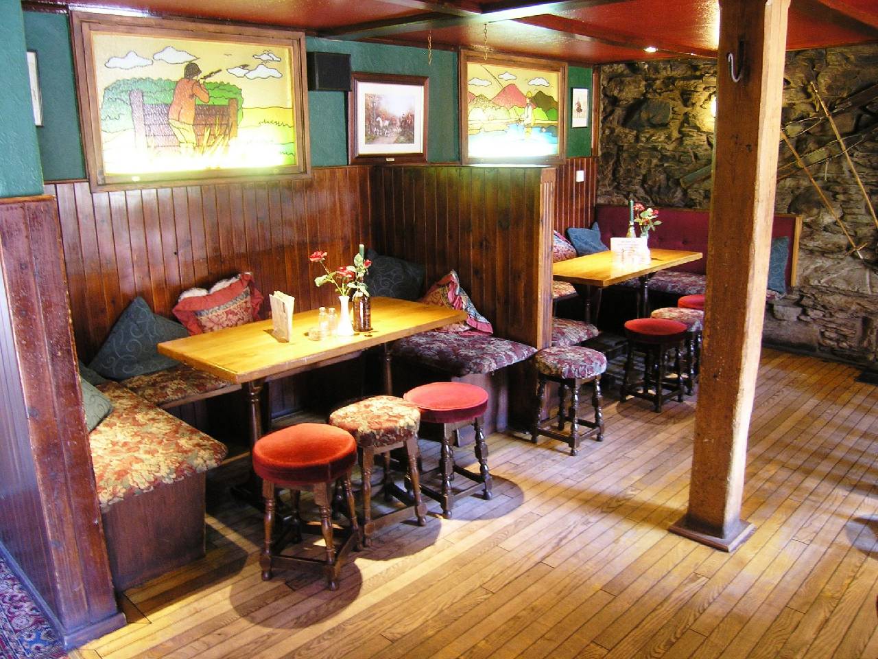 Moulin Hotel (مولین هتل) 