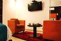 Oyo Premium Near Fortis Faridabad 