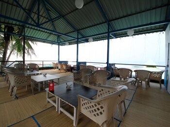 Tahira Beach Resort Restaurant