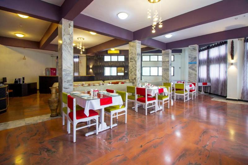 Fabhotel Suryakiran Chinchwad Restaurant