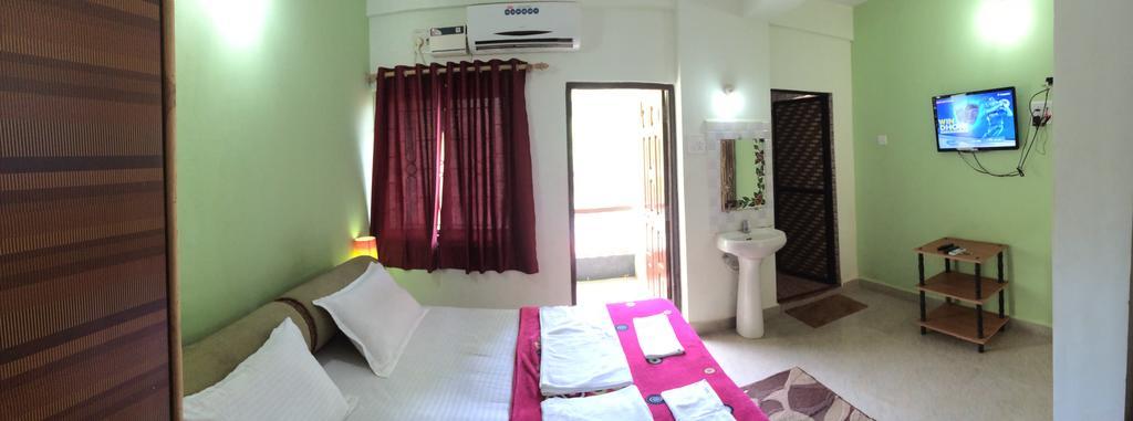 Rudra Holidays Guest House 