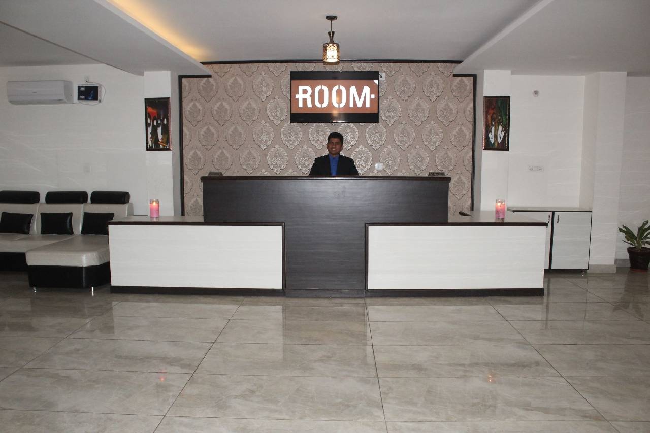 Hotel Holiday Hill 