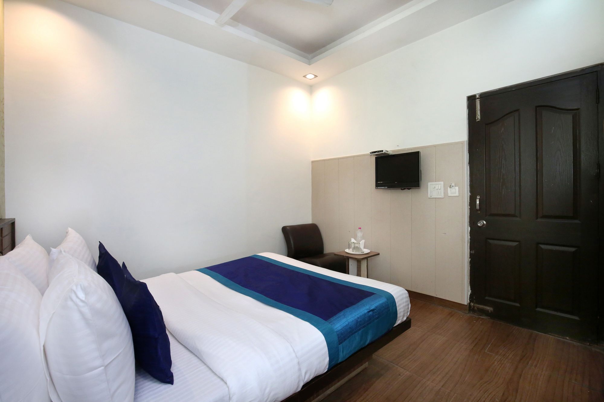 Oyo 9631 Hotel Oak 