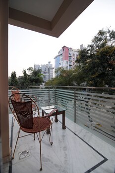 Hotel Gitanjali By Expand Balcony