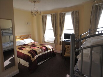 Atlanta Guesthouse (آتلانتا گست هاوس) Guestroom