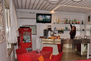 Hotel Morri Hotel Bar