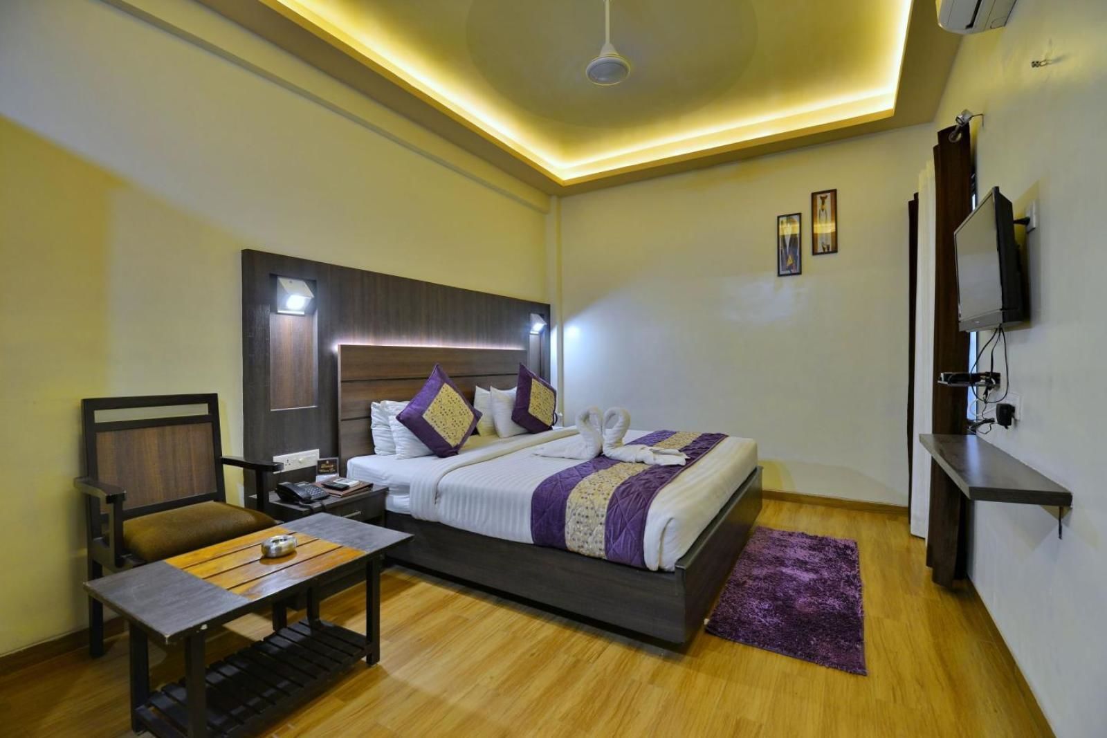 Hotel Samrat 