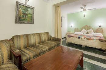 Oyo Rooms Noida City Centre Premium 