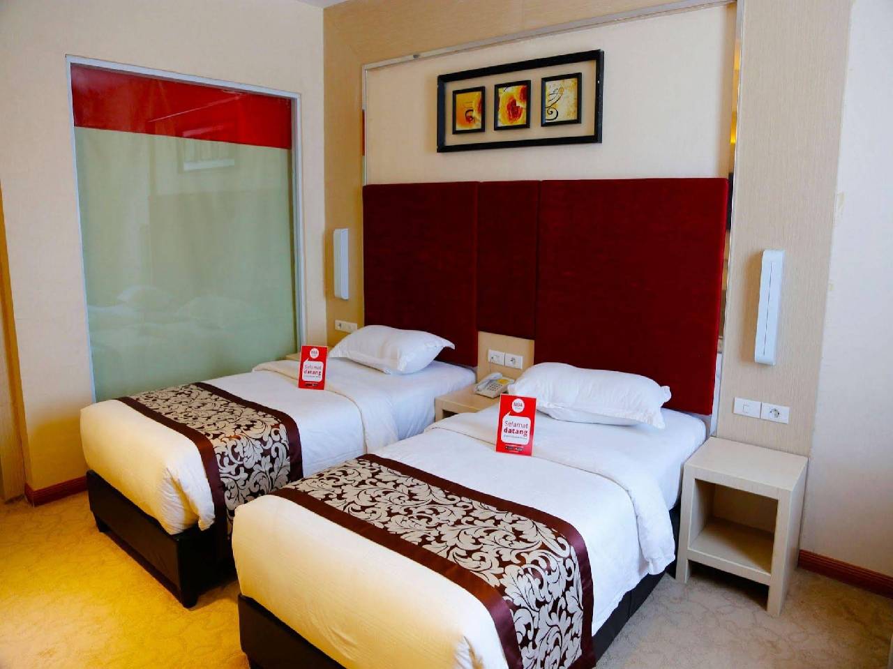 Nida Rooms Water Front Lubuk Baja (نیدا رومز واتر فرونت لوبوك باجا) 
