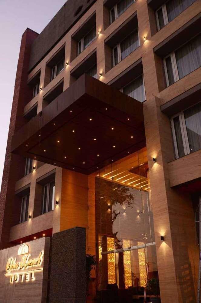 Crimson Park Shree Kanak Udaipur (كریمسون پارك شری كاناك اودیپور) 