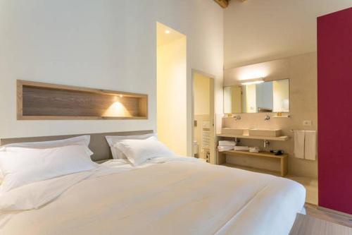 Massimago Wine Suites 
