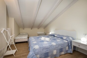 Impero House Rent Antica Guestroom
