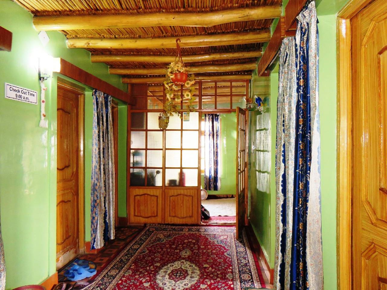 Rahela Guest House & Home Stay 