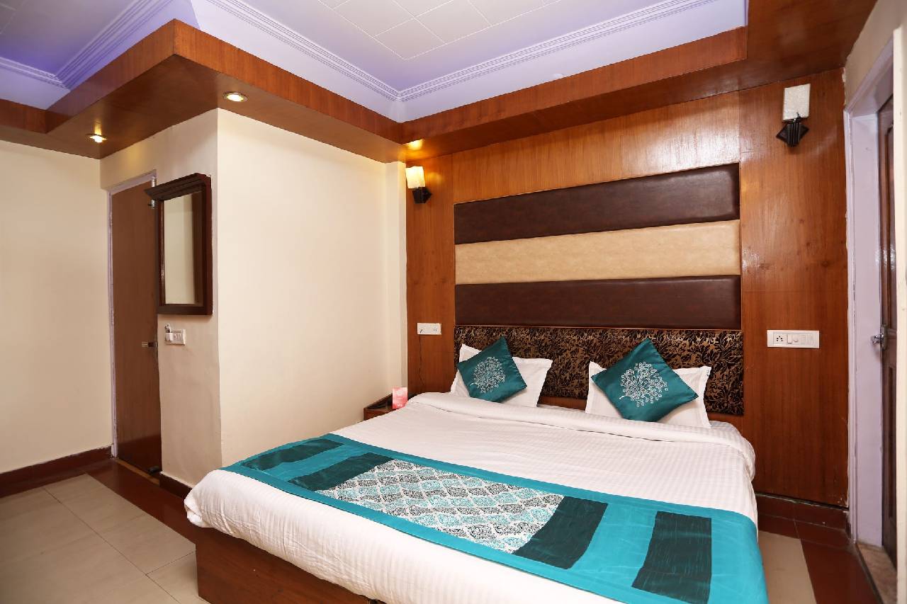 Oyo 8637 Shivam Hotel 