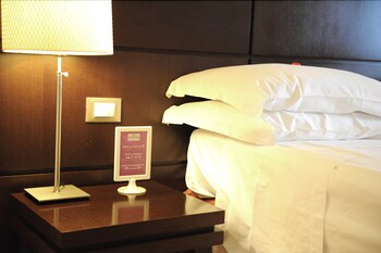 Hotel Casali Guestroom