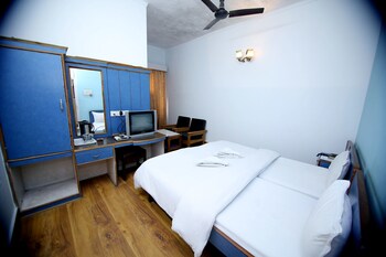 Hotel Midtown Guestroom