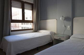 Hostal Y Apartamentos Ripoll 
