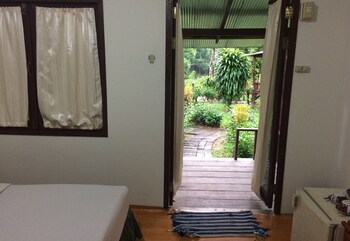Kuraburi Resort Guestroom