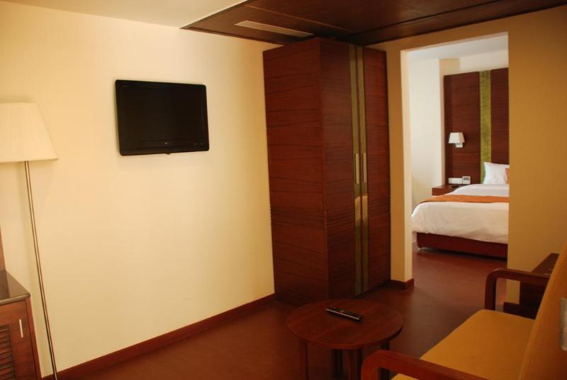 Claresta Hotels General view