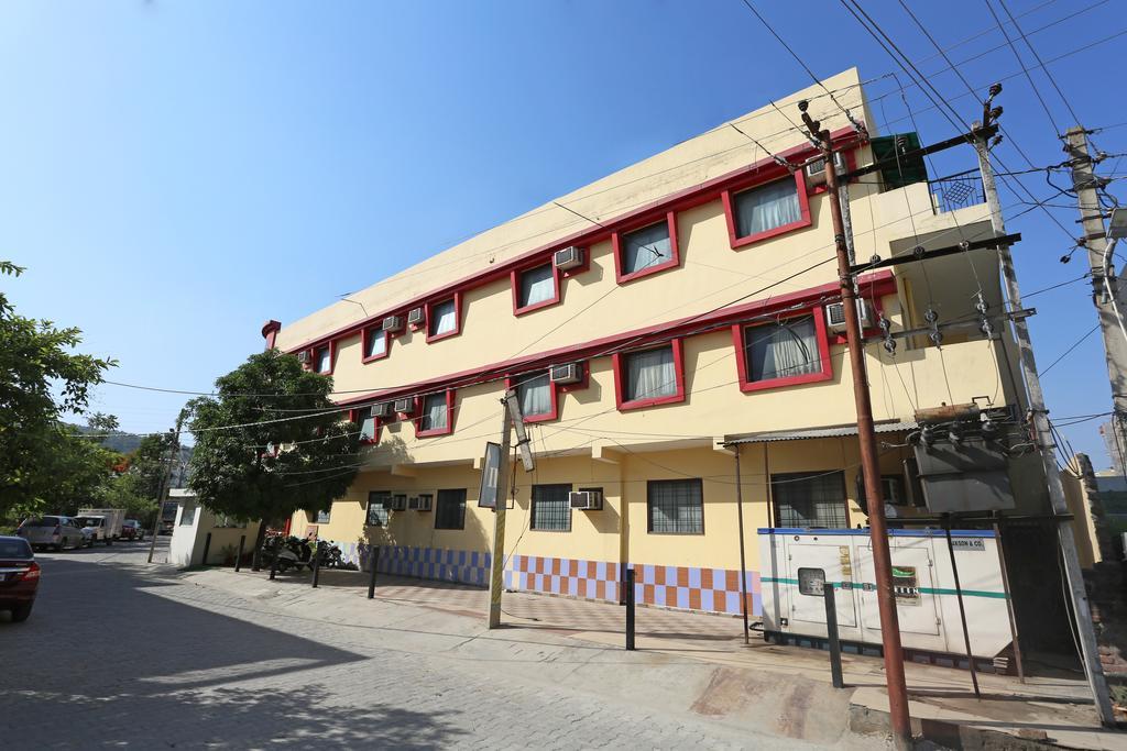 Oyo 4319 Hotel Great Periwal 