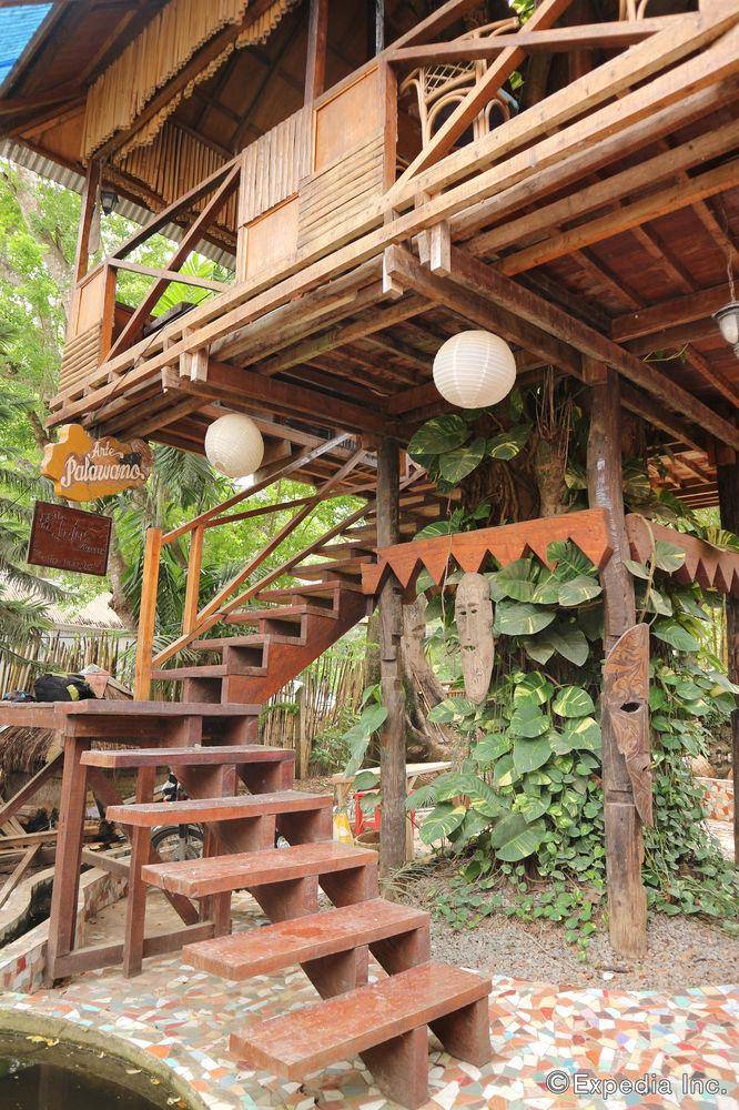 The Lotus Garden Suites 