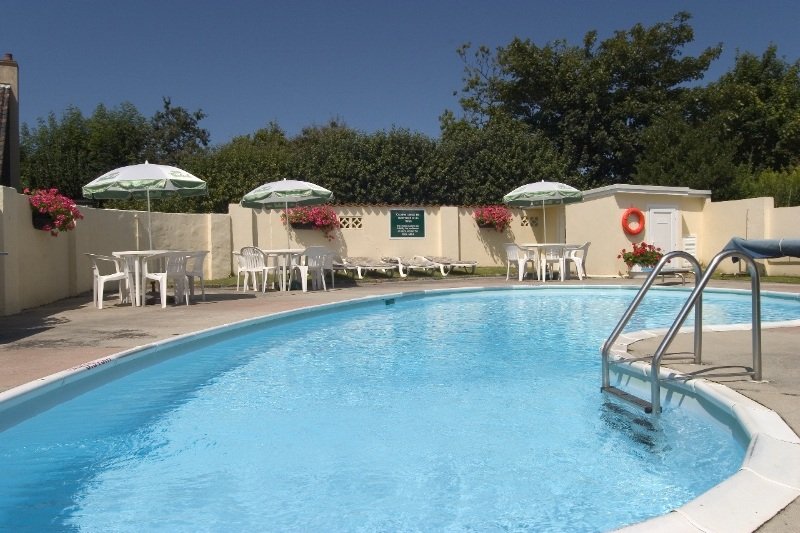 Westview Hotel Pool