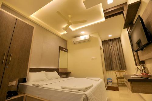 Jayam By Omatra Hotels 