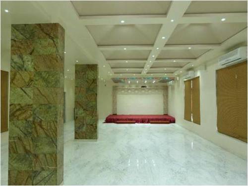 Hotel Woodlands | Accommodation Wapi