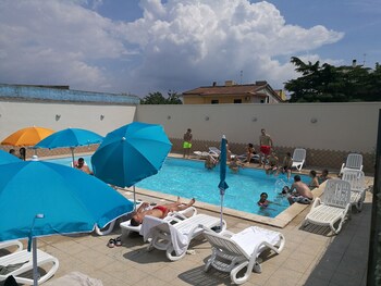 Garden Inn Outdoor Pool
