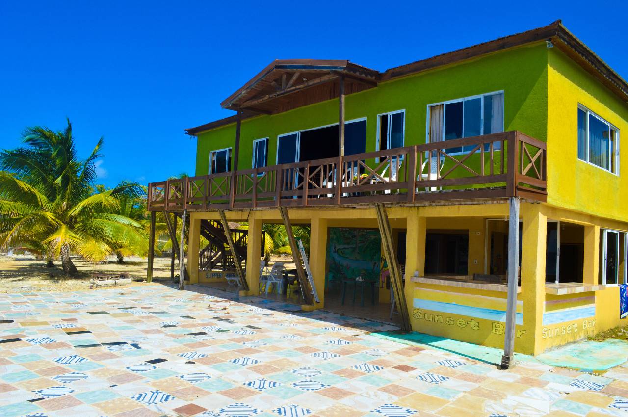 Le Mer Guest House & Villa Lucea 