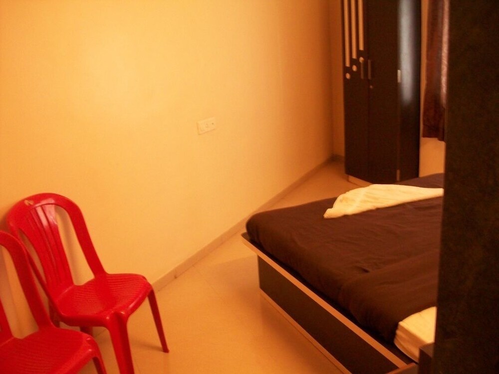 Hotel Yashraj Inn Guestroom