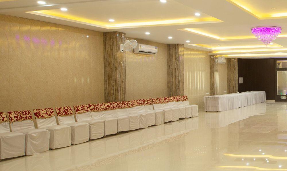 Vibhav Grand 