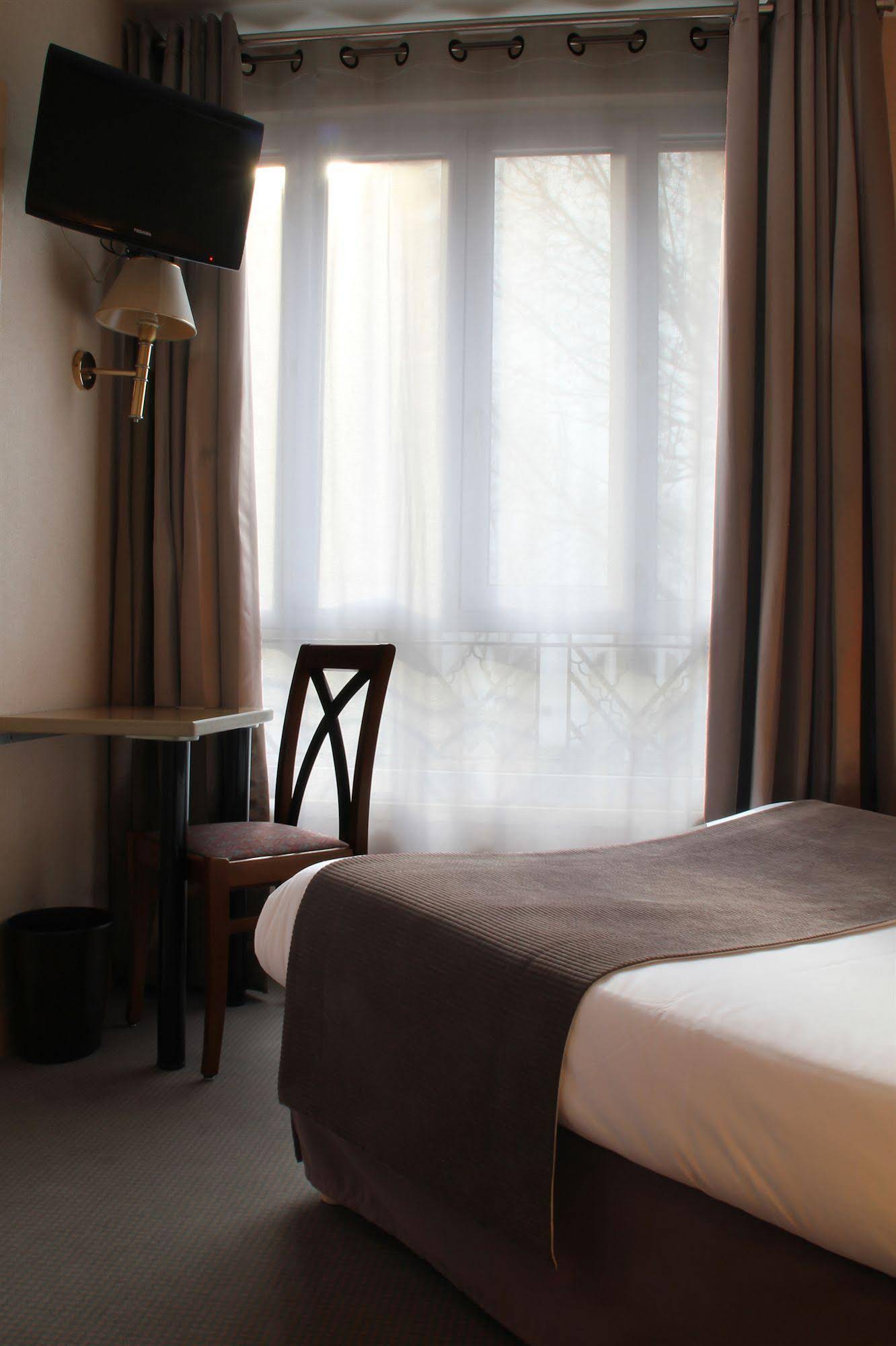 Hôtel De France (هôتل د فرانس) 