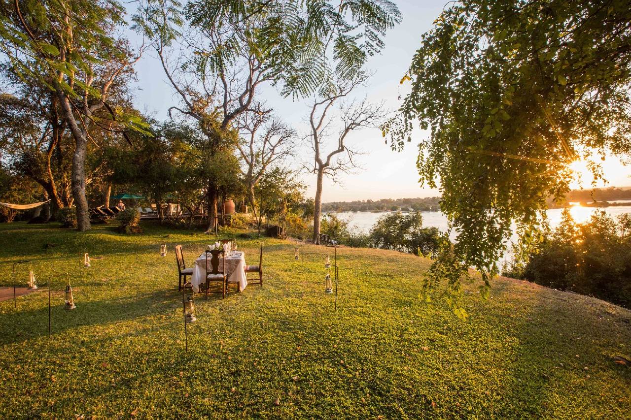 The River Club 